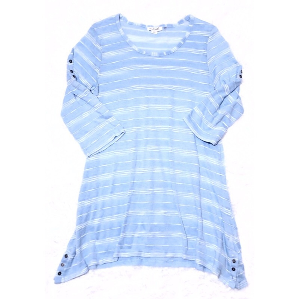 Simply Noelle Sweater NWOT